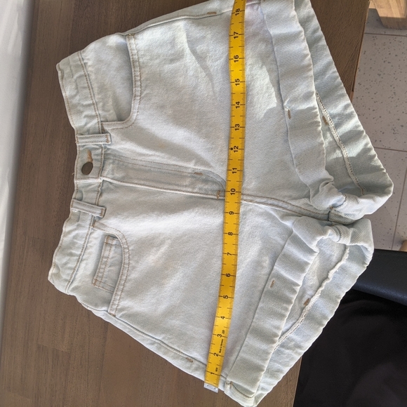 High wasted shorts - Picture 4 of 7